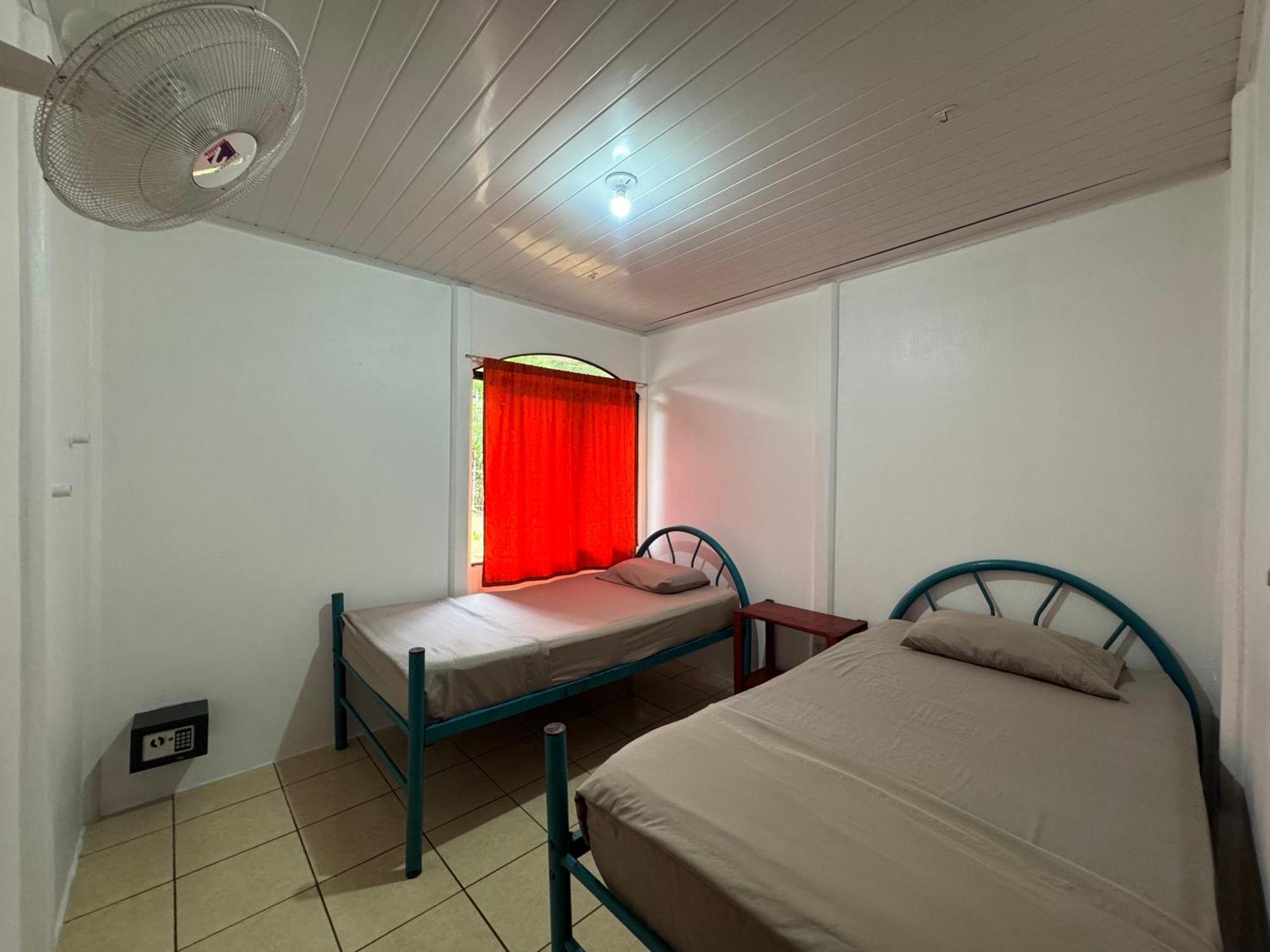 Kalunay Hostel Puerto Viejo de Talamanca Zewnętrze zdjęcie
