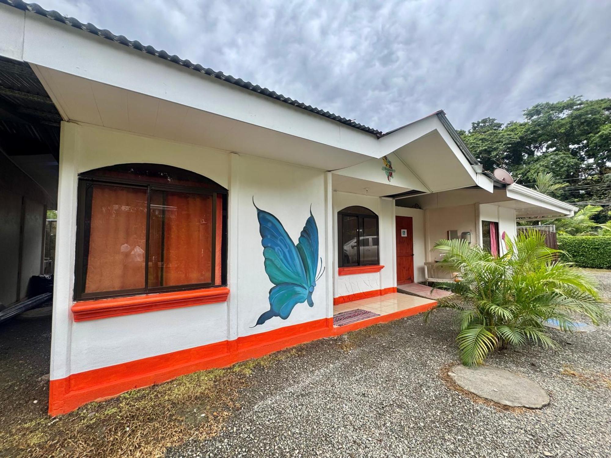 Kalunay Hostel Puerto Viejo de Talamanca Zewnętrze zdjęcie