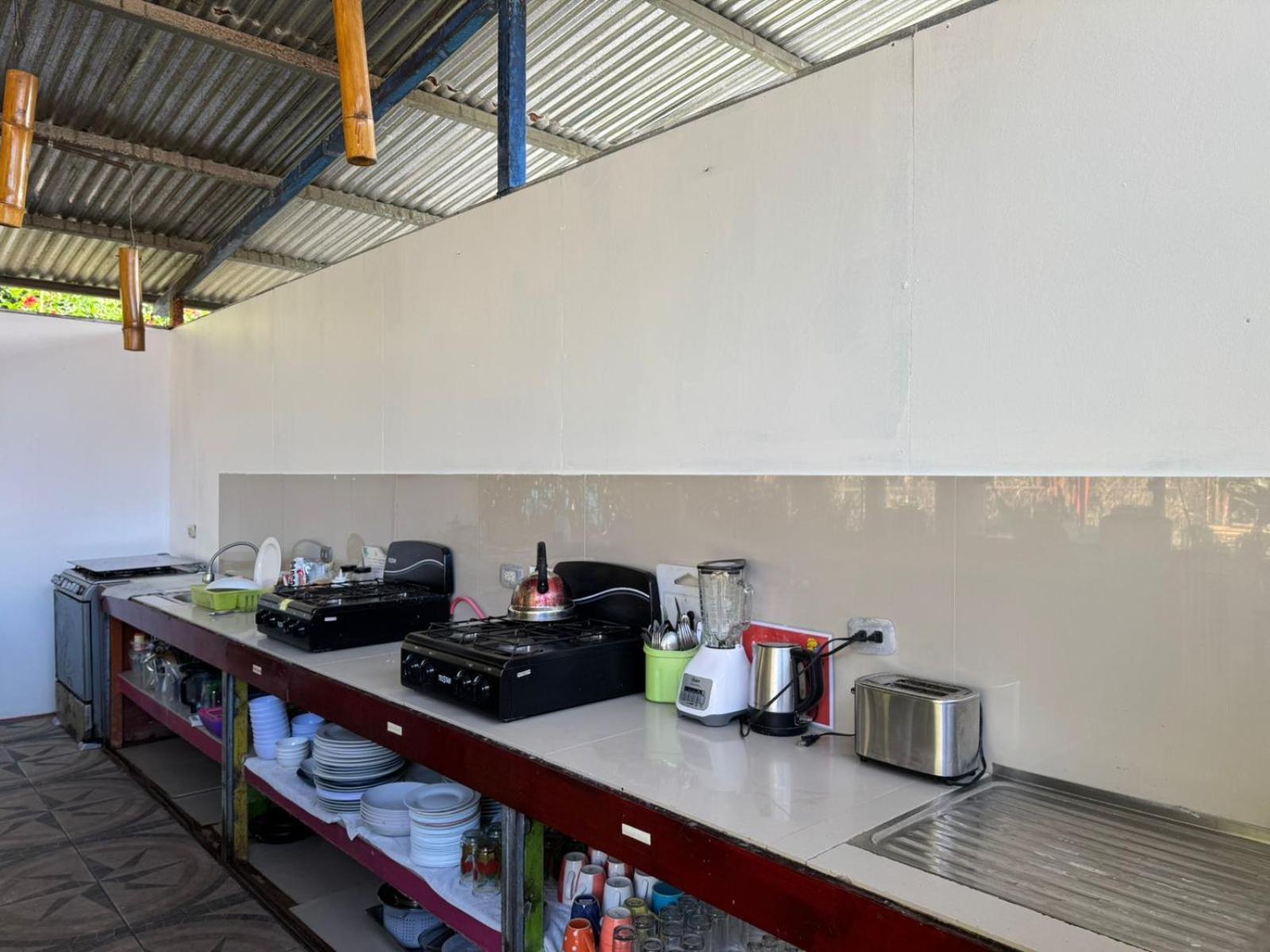 Kalunay Hostel Puerto Viejo de Talamanca Zewnętrze zdjęcie