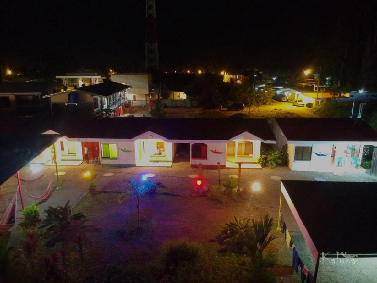 Kalunay Hostel Puerto Viejo de Talamanca Zewnętrze zdjęcie